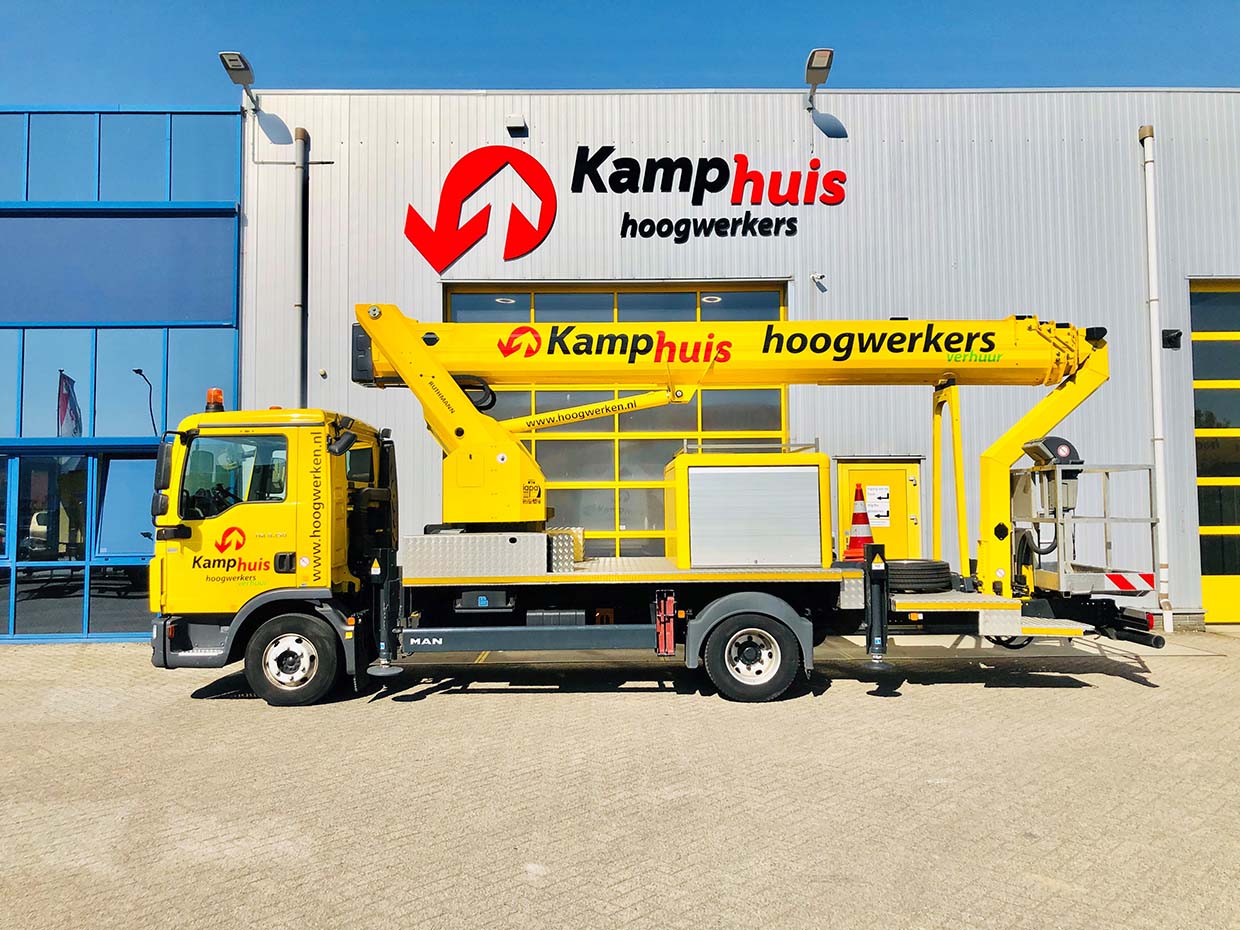 33 meter vrachtwagenhoogwerker - Kamphuis Hoogwerkers